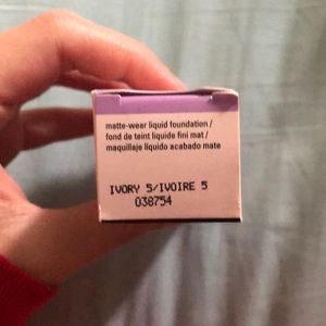 Mary Kay Makeup - Mary Kay ivory 5 foundation Mary Kay Makeup - Mary Kay ivory 5 foundation